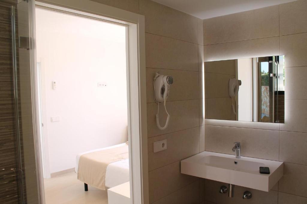 Villa Sonia Cala'N Blanes  Eksteriør billede